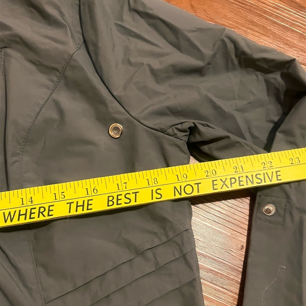 Laundry By Shelli Segal Packable Raincoat Olive Green Nylon Jacket size M - Picture 13 of 14